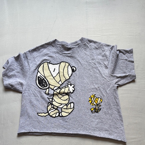 Snoopy and Woodstock mummy shirt - Picture 1 of 4